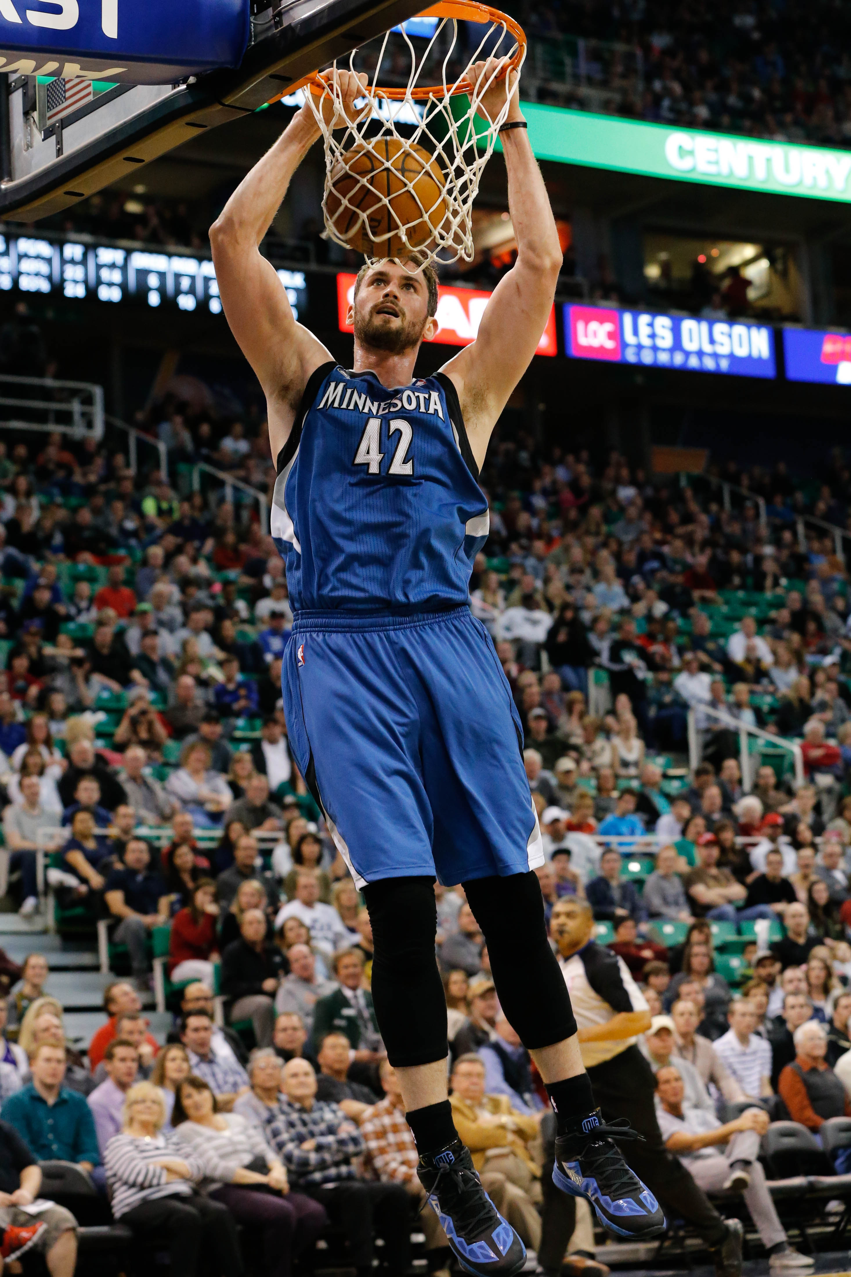 Olympics: Timberwolves' Kevin Love makes U.S. basketball team – at center –  Twin Cities