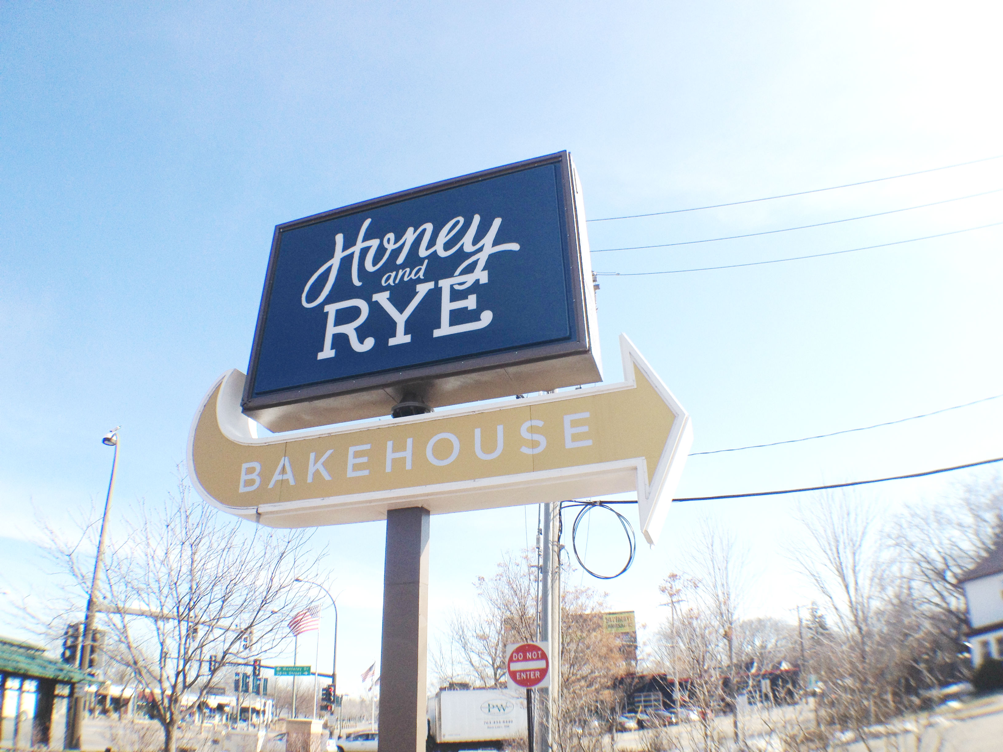 In the Know Honey and Rye Bakehouse