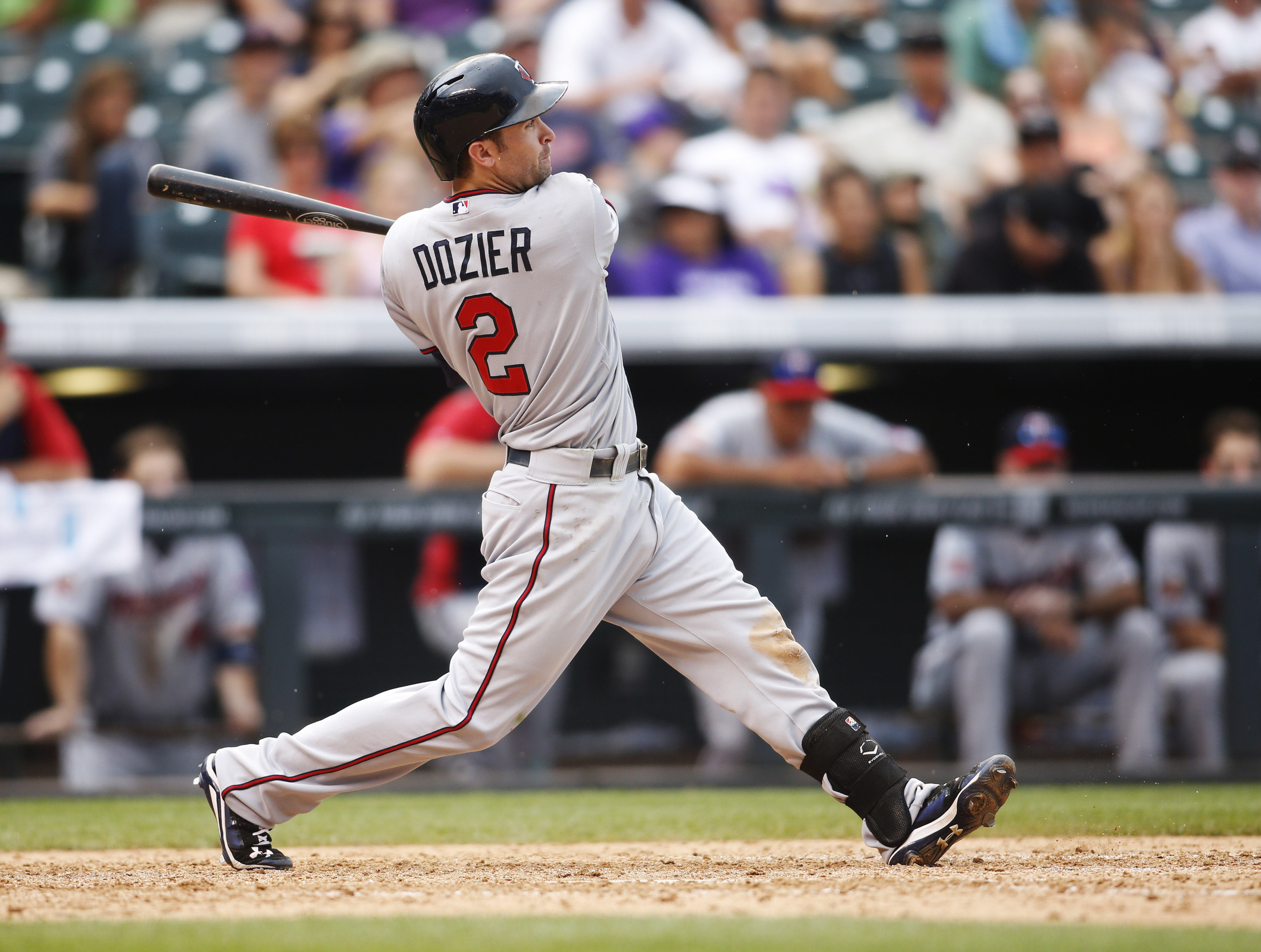 Twins' Brian Dozier hits inside-the-park homer