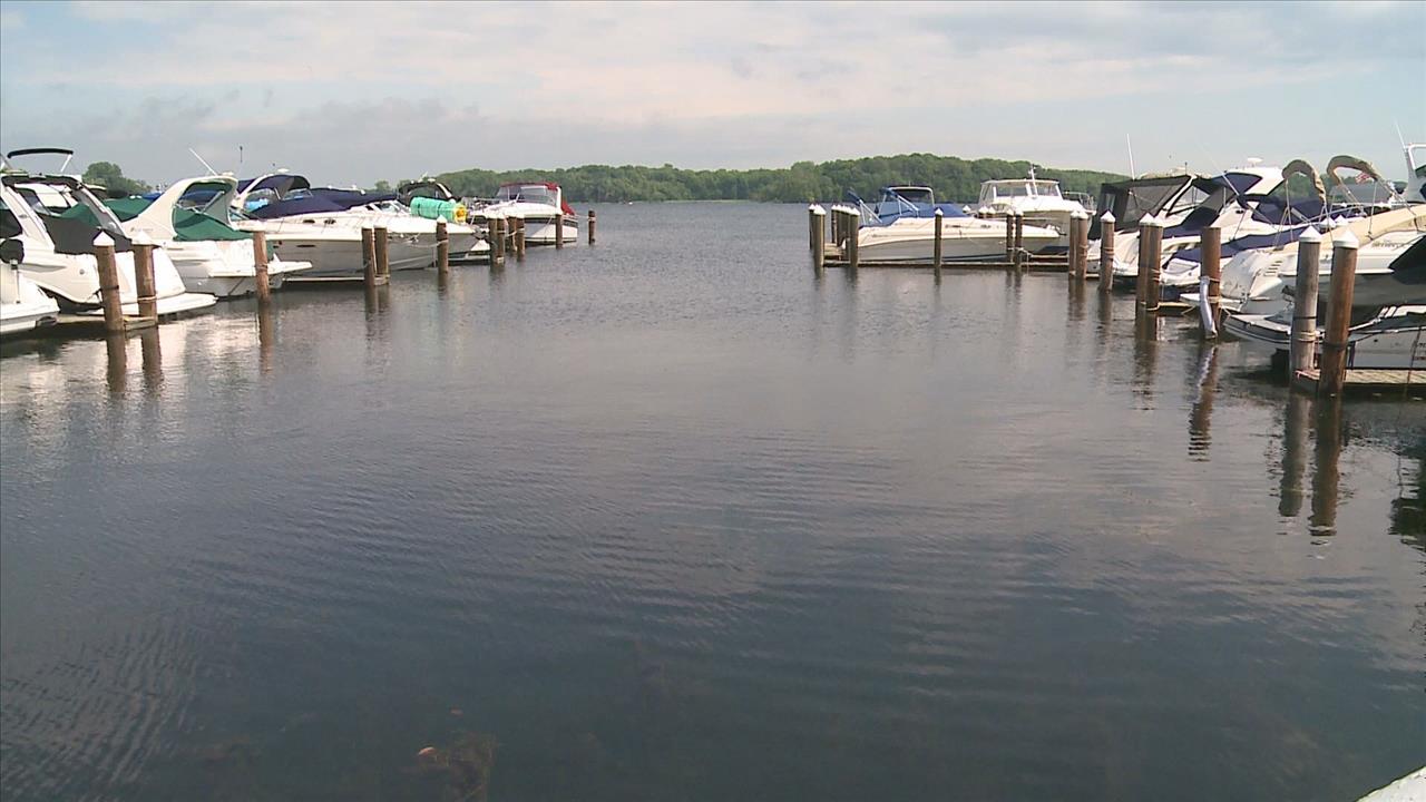 Man dies on Lake