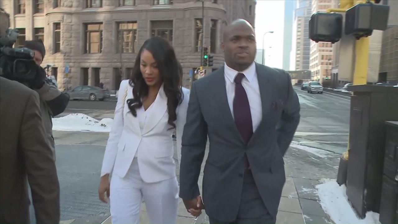 District attorney: Adrian Peterson 'exceeded' standards