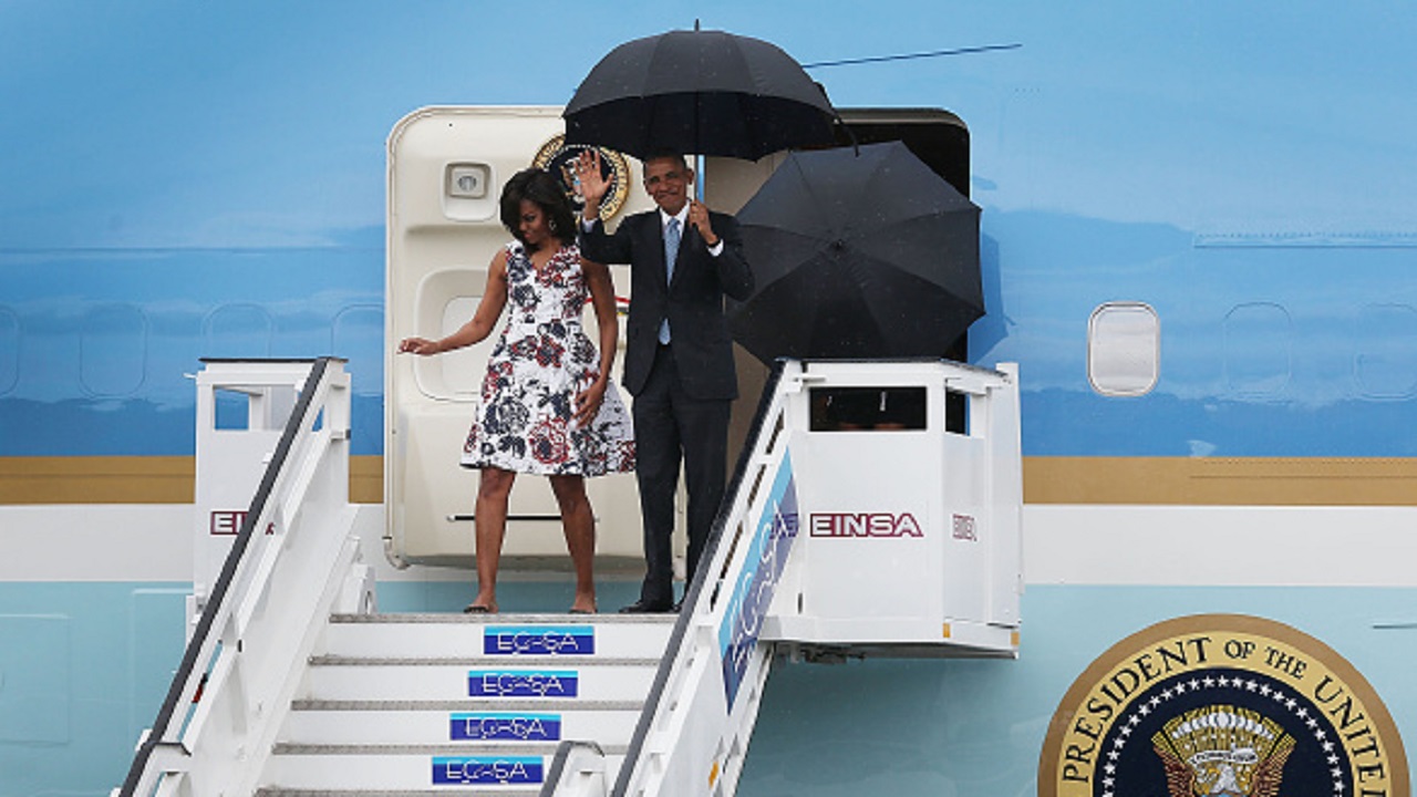 President Obama Touches Down In Cuba Launching History Making Visit 4761