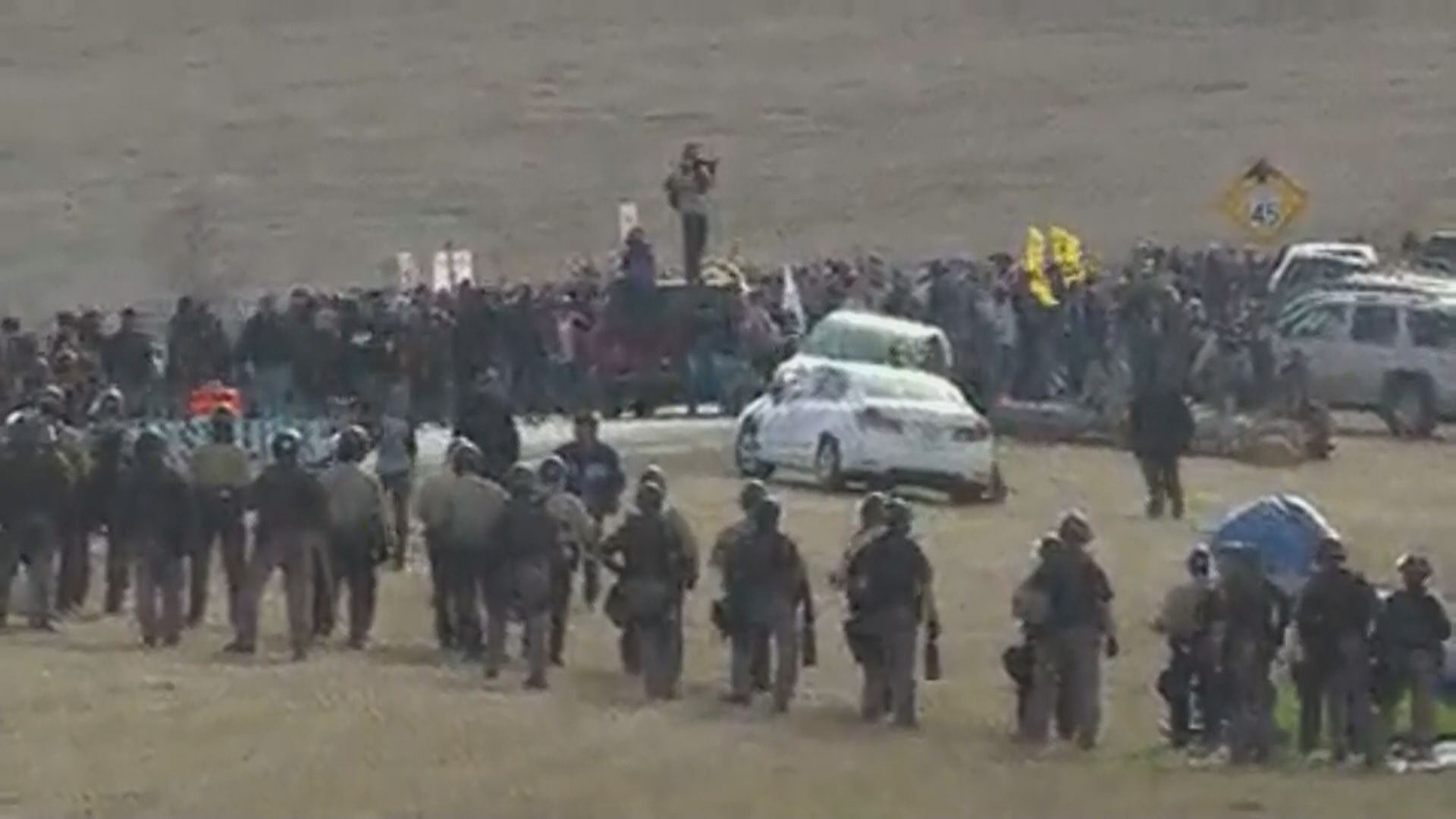 Arrests underway at Dakota Access pipeline protest