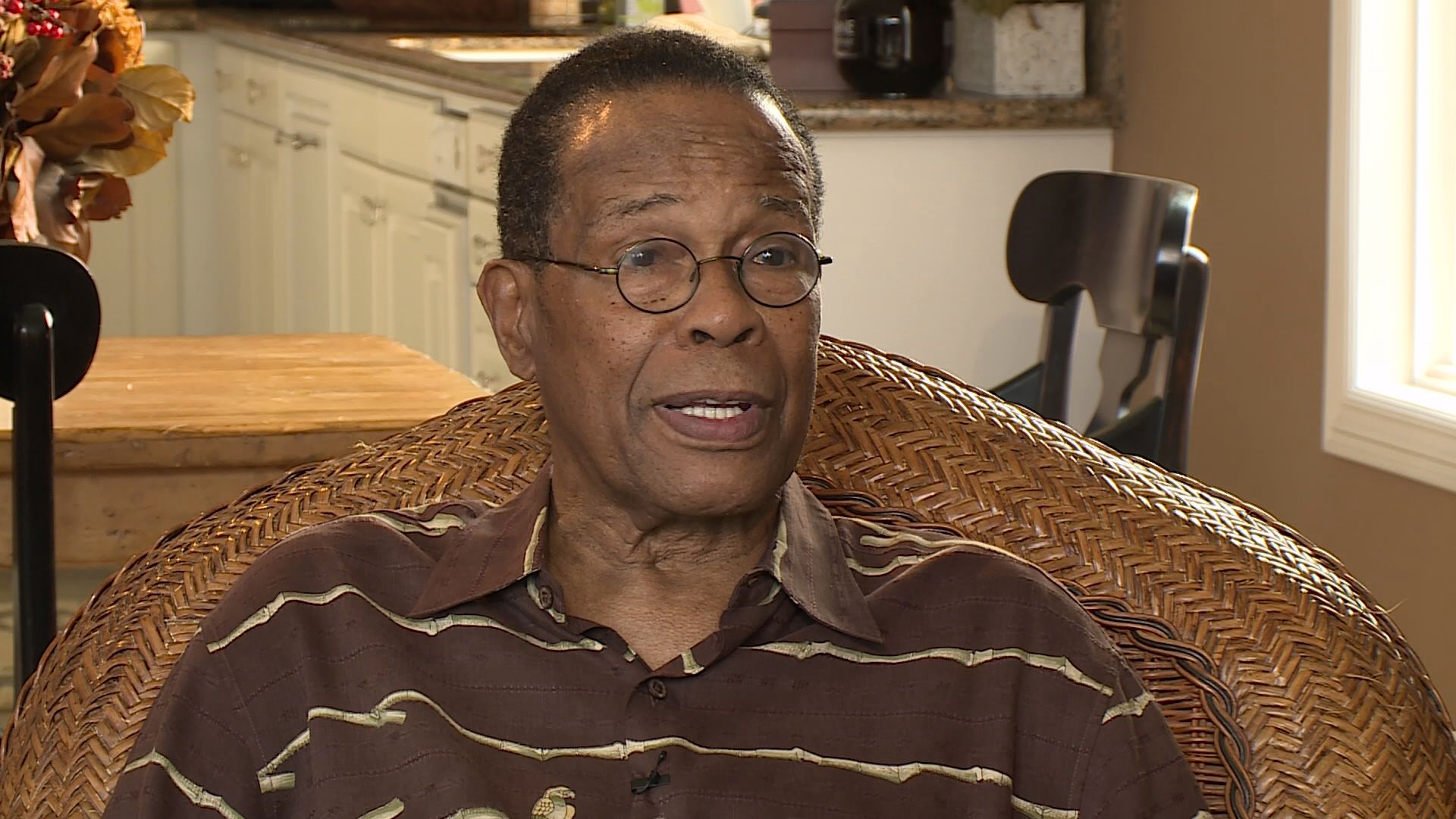 Baseball legend Rod Carew met 'anonymous' heart donor that saved his life