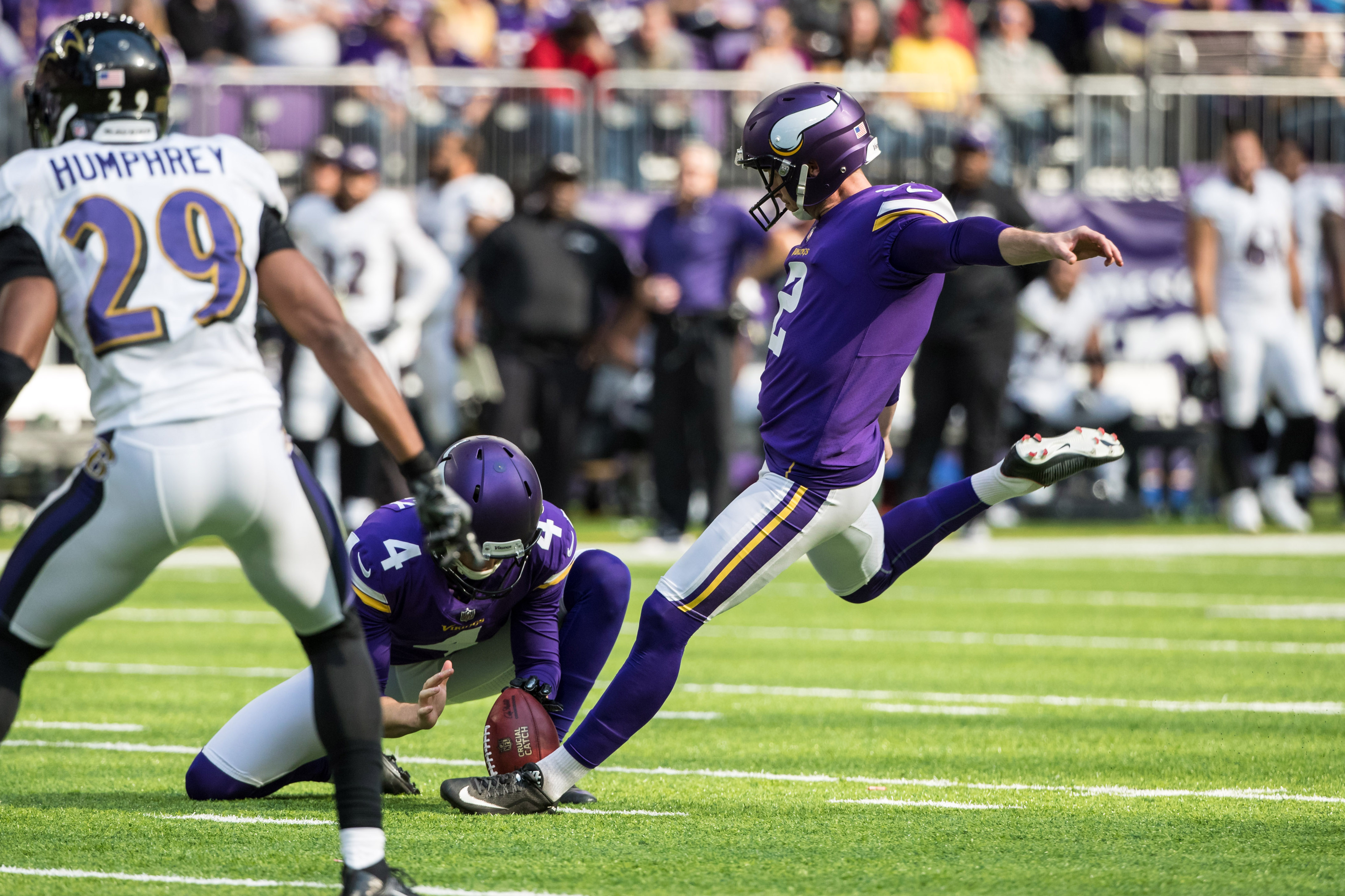 NFL: Murray, Vikings defense plow through Ravens, 24-16